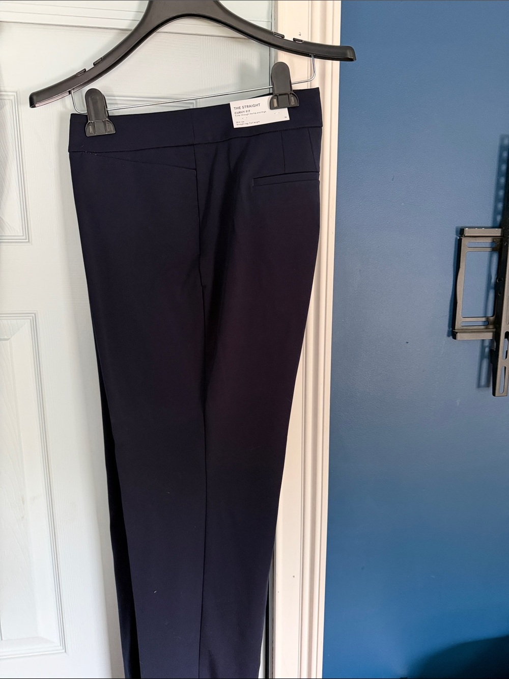 NWT Ann Taylor Navy Cropped Straight Dress Pants